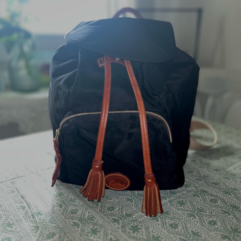 Dooney & Bourke backpack purse